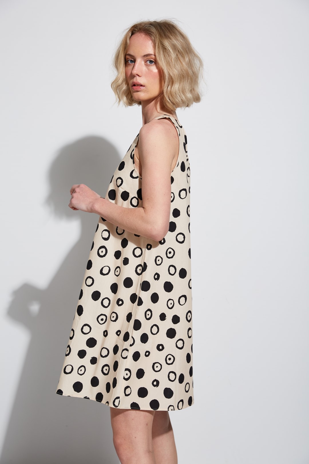 Printed dress with central dart