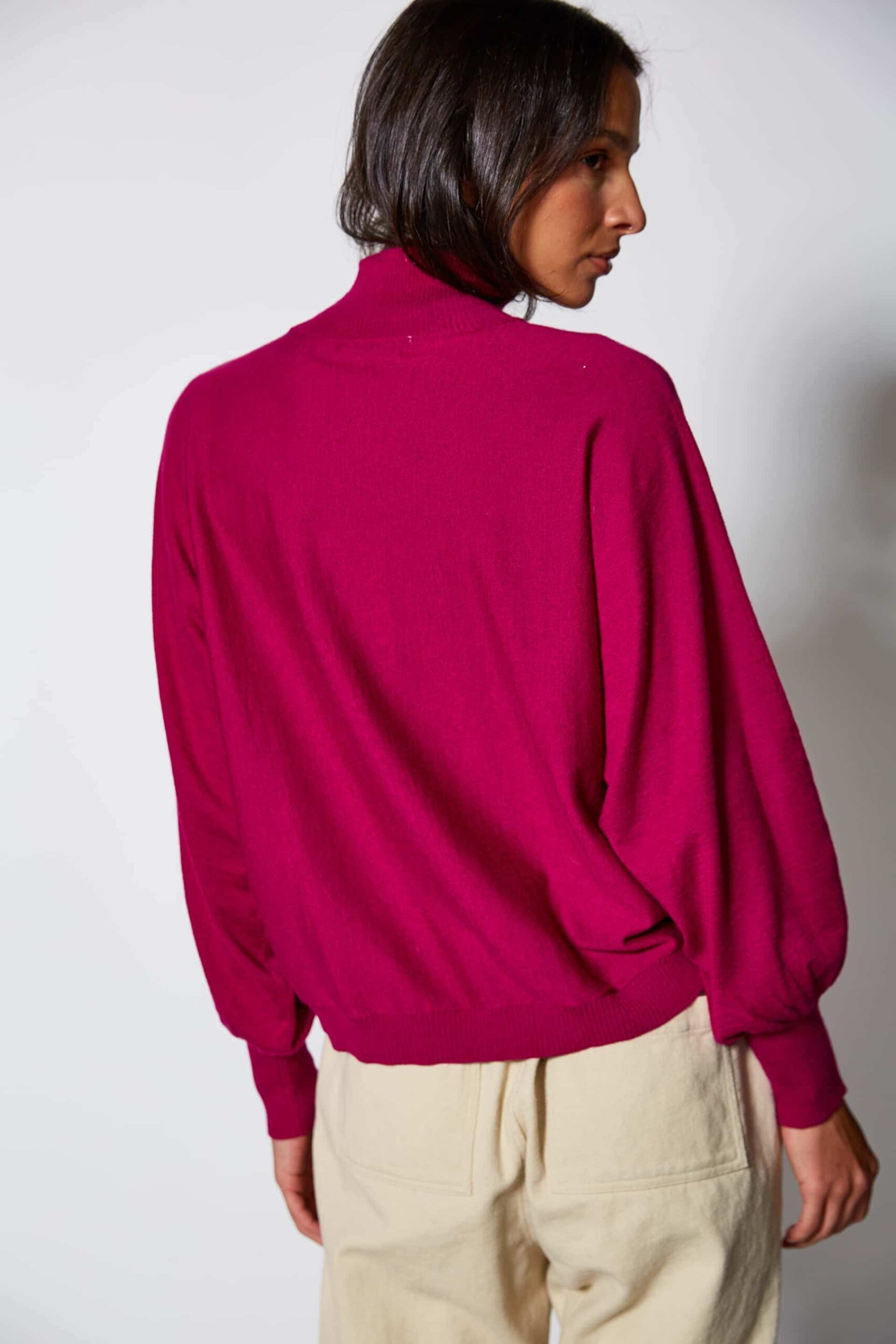 Sweater with cross-over lapels