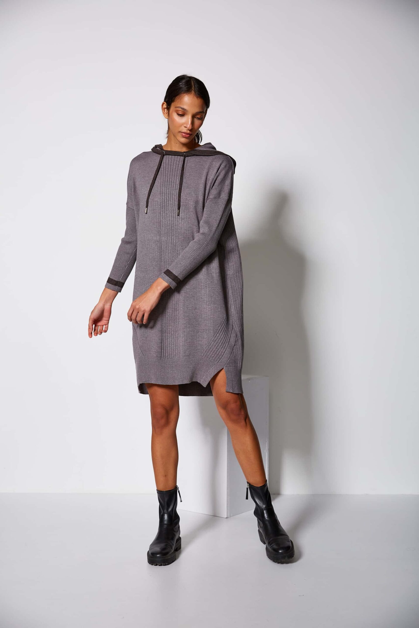 Sporty style knitted dress